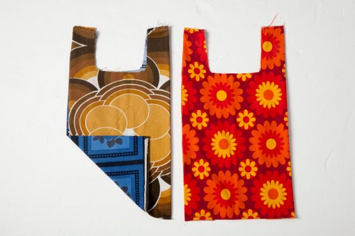 Stadsmissionens tygkassar ingår i serien Remake... (Foto Mattias Bardå)