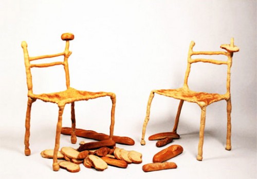 Stol i bröd Spanske Enoc Armengols inlägg i återvinningsdebatten. Stolar av bröd. (Foto via www.inhabitat.com)
