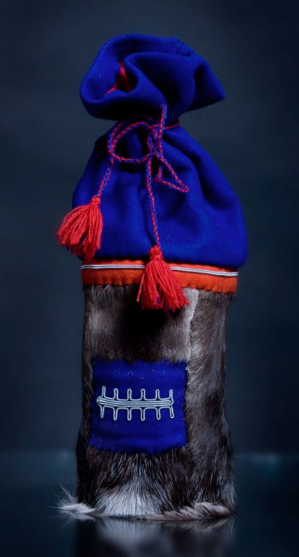 Vinfodral av Gunvor Guttorm. (Foto Gustav Hansson)