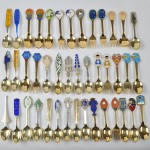 Och danska julskedar - intressant samling! (Foto www.lauritz.com)