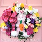 Från en sajt med julkransar hittade jag den här, som uppenbarligen hamnat lite fel... (Foto www.artificialchristmaswreaths.com)