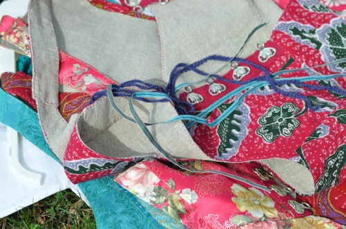 Livstycken från Festfolk&Folklore. (Foto Catharina Johnson /Festfolk&Folklore)