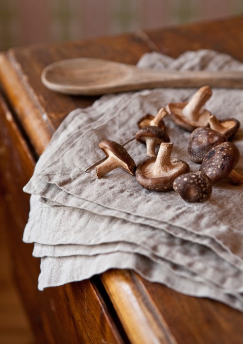 balmuir-handduk Kökshandduk i linne från finska Balmuir. (Foto Balmuir)