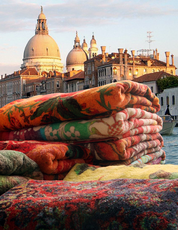 Corny men ändå lite roligt med amerikanska handdukar i Venedig. Fresco gör handdukar med air av renässans och orient. (Foto Fresco)