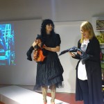 Anna Haupt och Terese Alstin berättar om sin produkt och sin resa. (Foto Kurbits)
