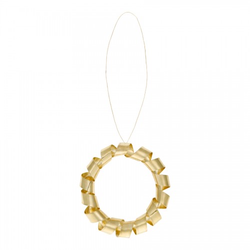 Hänge till granen, också det i mässing, av Erika Pekkari. (Foto Svenskt Tenn)