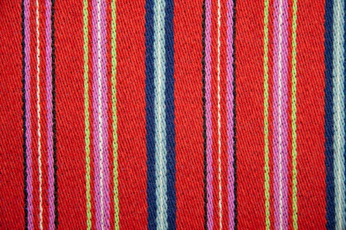 Också tyg i ylle på metervara finns att köpa hos Etno. (Foto Etno)