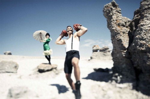 ponpon Men ååh var är vi? Hur ska vi hitta hem...framåt march! Nu hittar jag bara på igen förstås. Men Ponpons bilder gör det lätt att spinna på här. (Foto Ponpon)