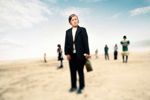 ponpon Okej sista...hej, vi är här nu. Svenska företaget Ponpon lanserar produkter som vill berätta en historia. Själv gick jag mest igång på bilderna och historiekonceptet får jag erkänna. Men eftersom det är riktigt färgstarka och skojiga produkter också kommer nog det här att gå galant. (Foto Ponpon)