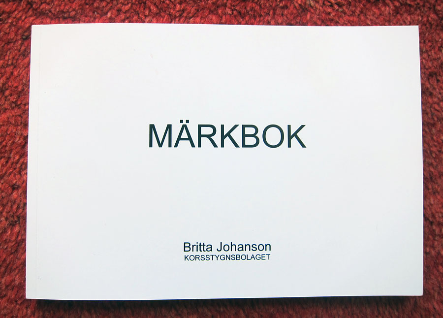 En ny bok från Korsstygnsbolaget, gjord av Britta Johanson.(Foto Kurbits)